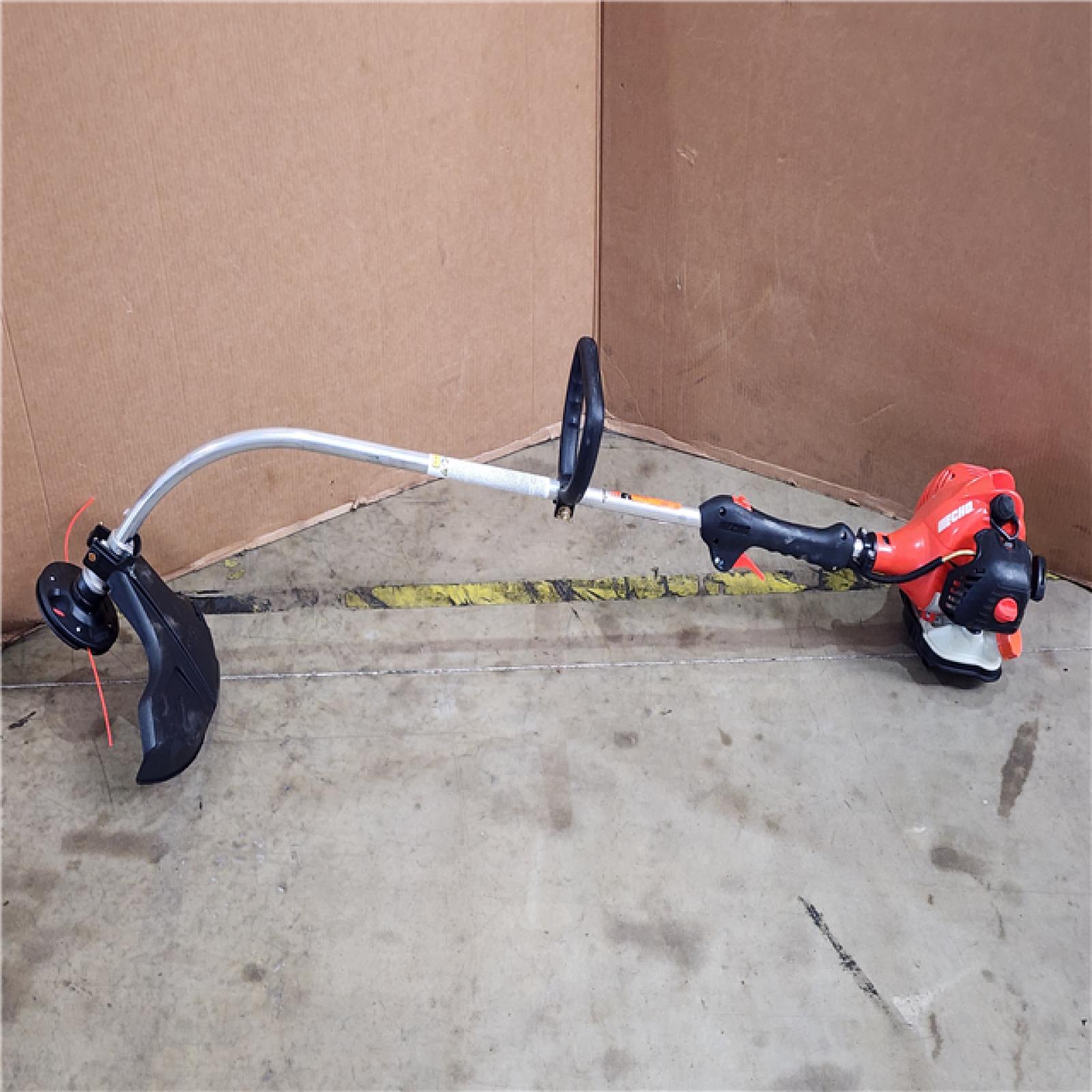 HOUSTON LOCATION - AS-IS Echo GT-225 21.2cc 2 Stroke Lightweight Durable Gas Curved Shaft String Trimmer