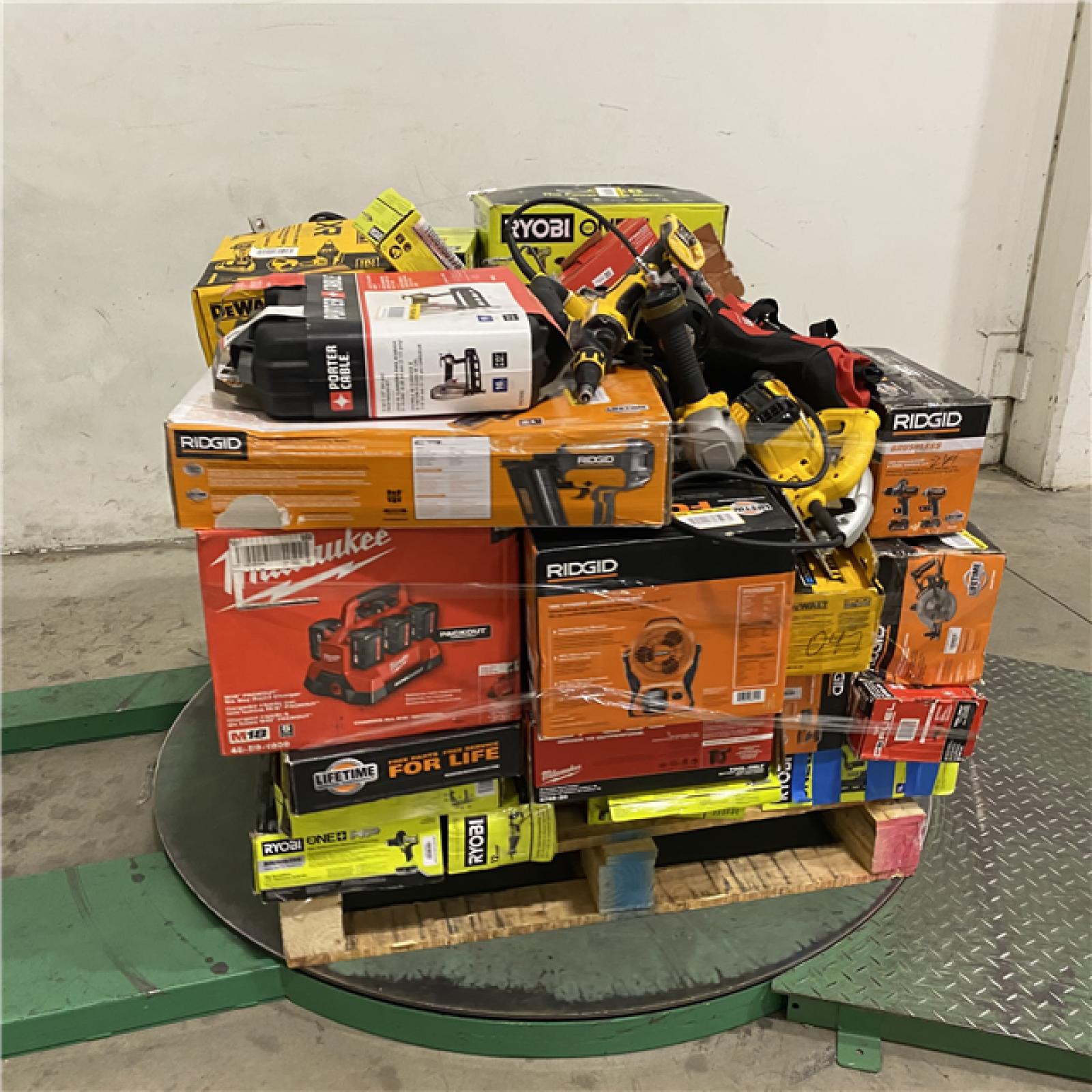 Dallas Location - As-Is Tool Pallet
