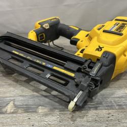 AS-IS DEWALT 20V MAX XR 16-Gauge Lithium-Ion Cordless Finish Nailer (Tool Only)