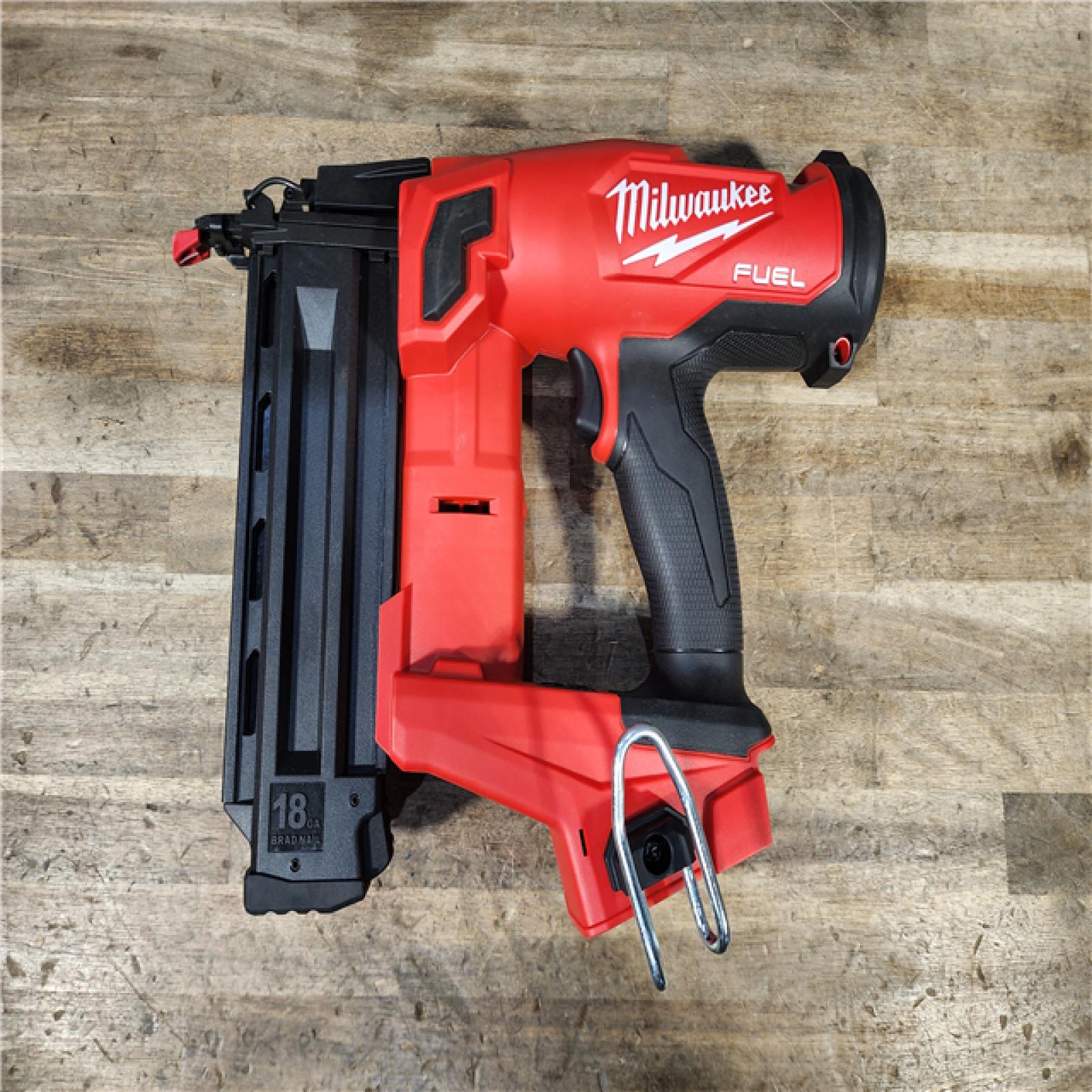 HOUSTON LOCATION - AS-IS Milwaukee M18 Fuel 18V Brushless 18-Gauge Brad Nailer 2746-20 (Bare Tool)