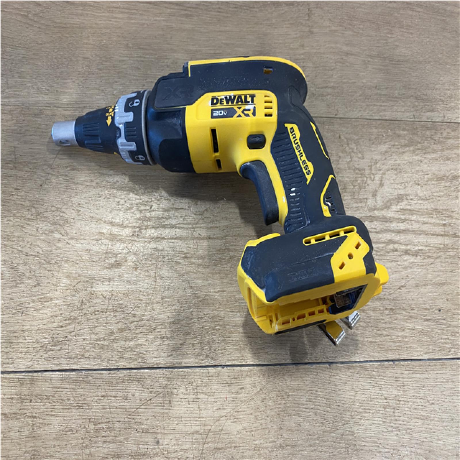 AS-IS DEWALT XR 20V MAX Lithium-Ion Cordless Brushless Screw Gun (Tool Only)