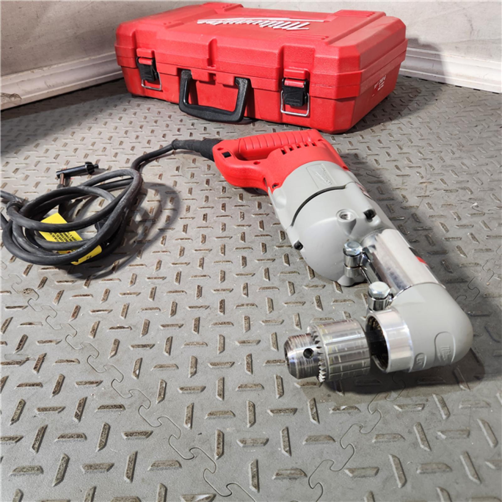 HOUSTON Location-AS-IS-Milwaukee 7 Amp Corded 1/2 in. Corded Right-Angle Drill Kit with Hard Case APPEARS IN GOOD Condition