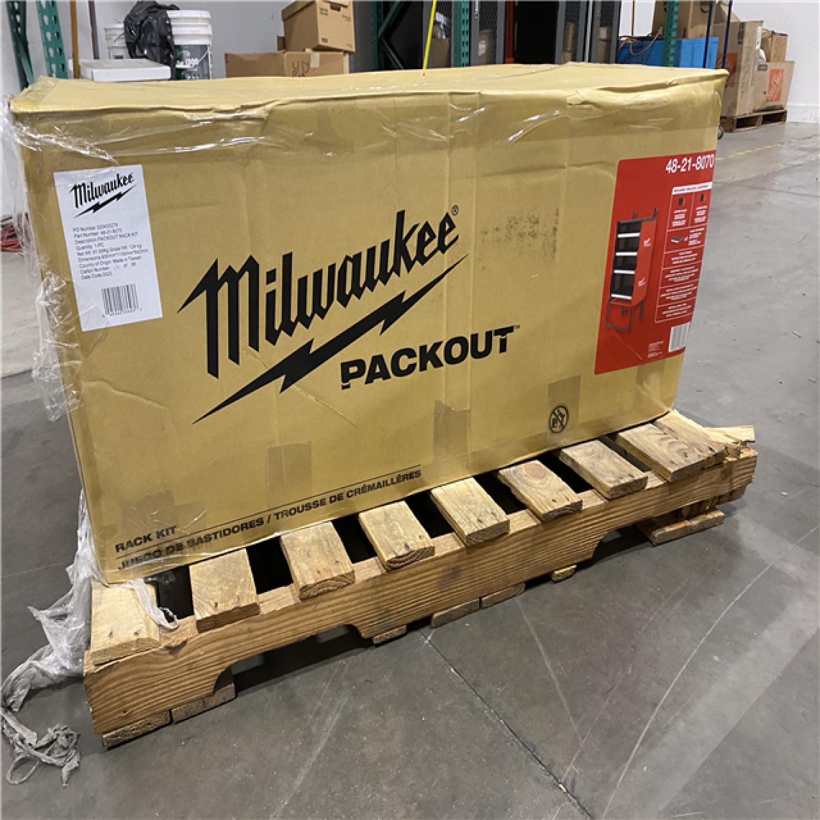 Dallas Location - As-Is Milwaukee PACKOUT Rack Kit