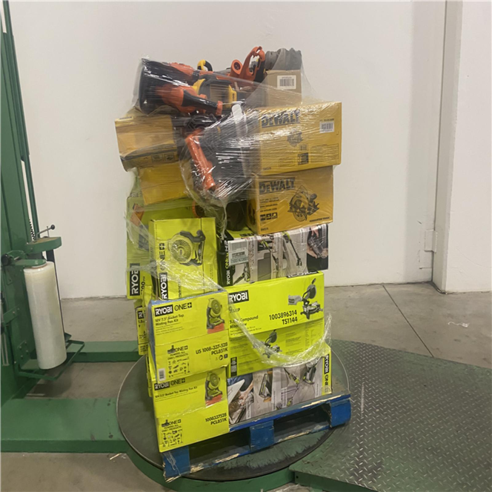Dallas Location - As-Is Tool Pallet