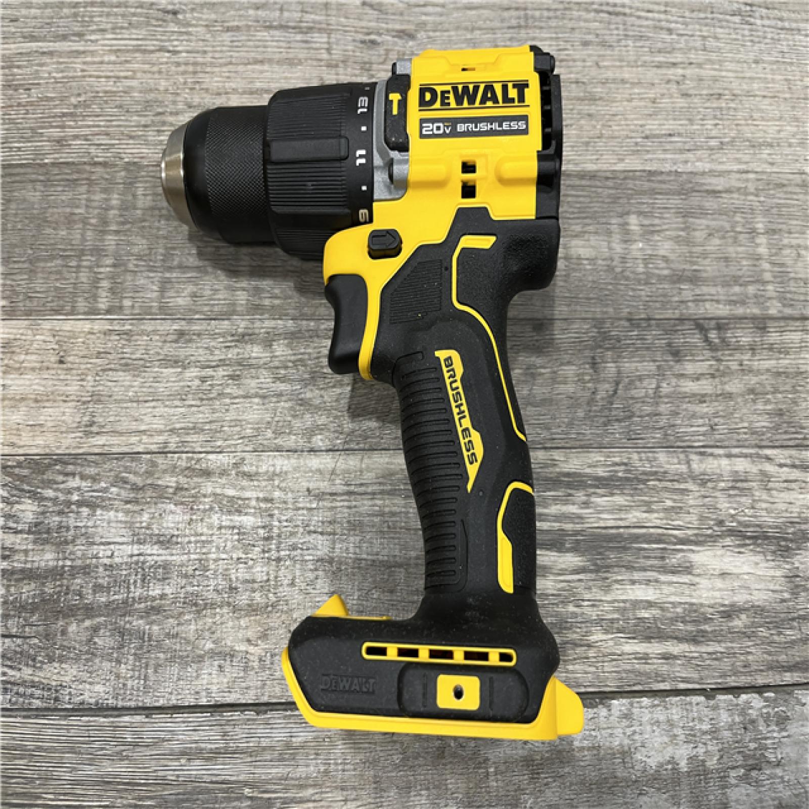 AS-IS DEWALT ATOMIC 20V Lithium-Ion Cordless 1/2 in. Hammer Drill Kit