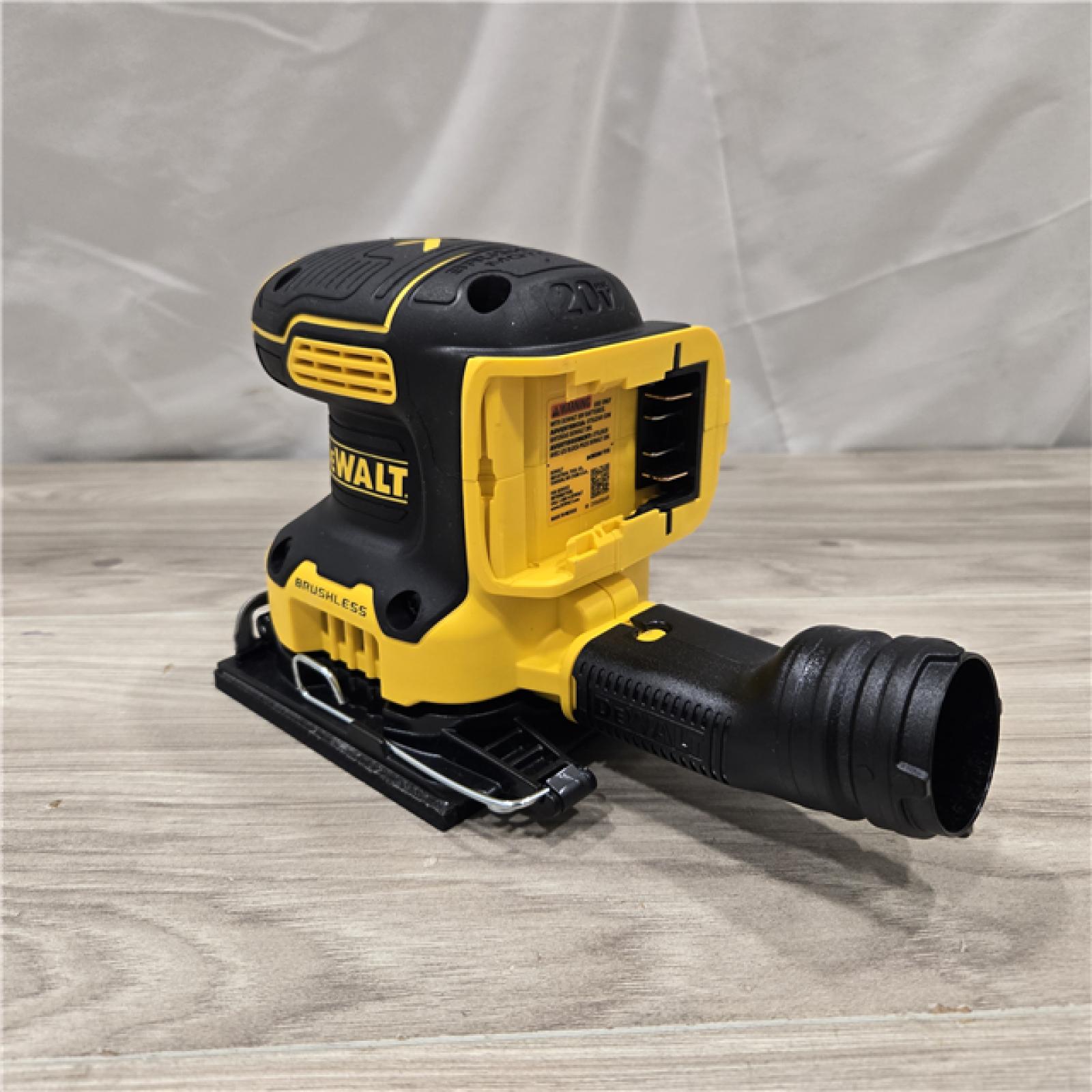 AS-IS DEWALT 20V MAX XR Cordless 1/4 Sheet Variable Speed Sander (Tool Only)
