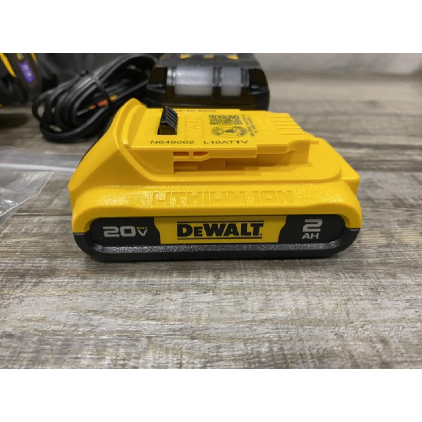 AS-IS DEWALT ATOMIC 20V MAX Lithium Ion Cordless 23 Gauge Pin Nailer Kit