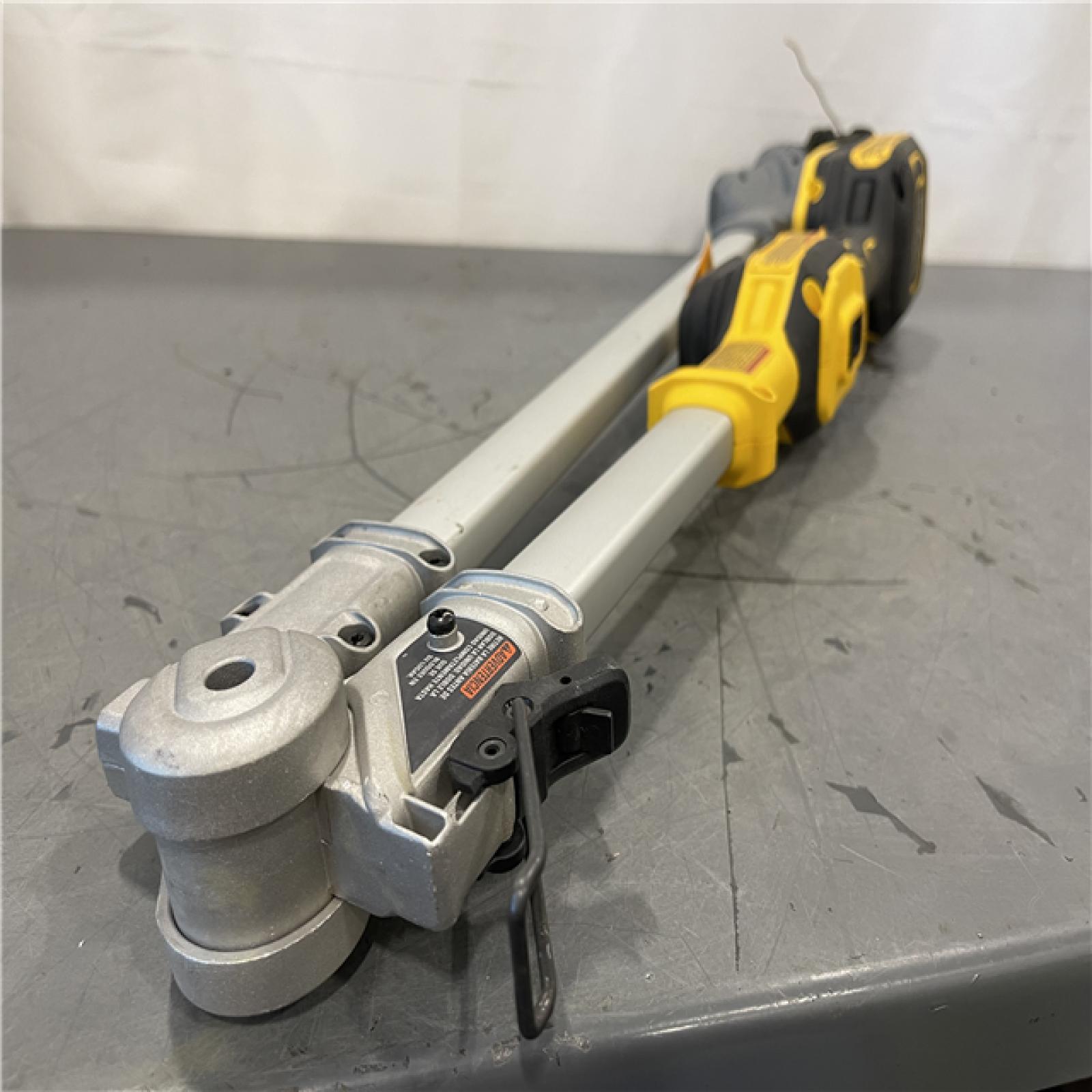 AS-IS - DEWALT 20V MAX 14 in. Brushless Cordless Battery Powered Foldable String Trimmer (Tool Only)