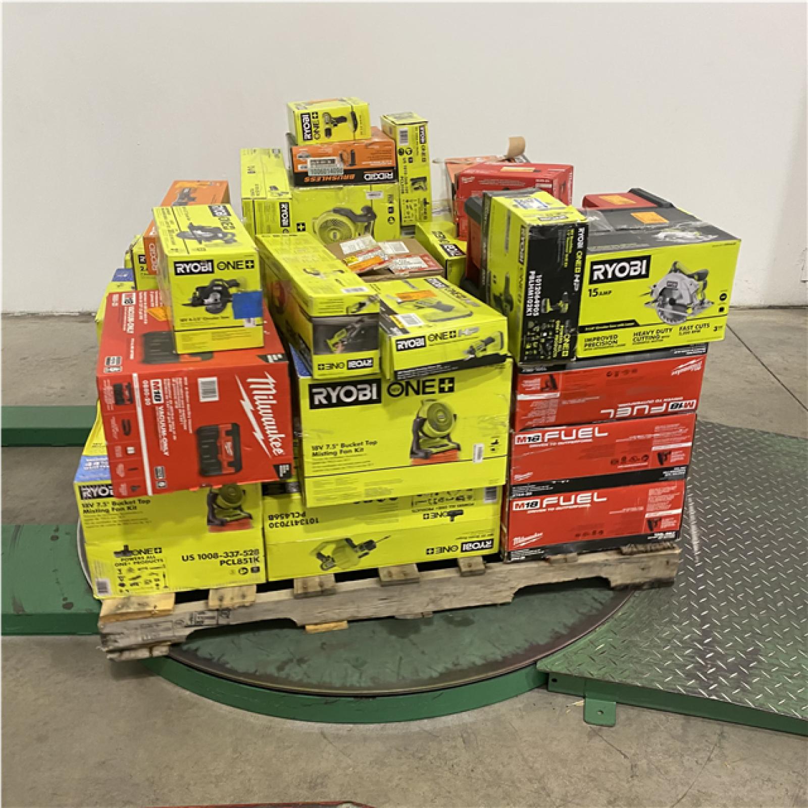 Dallas Location - As-Is Tool Pallet