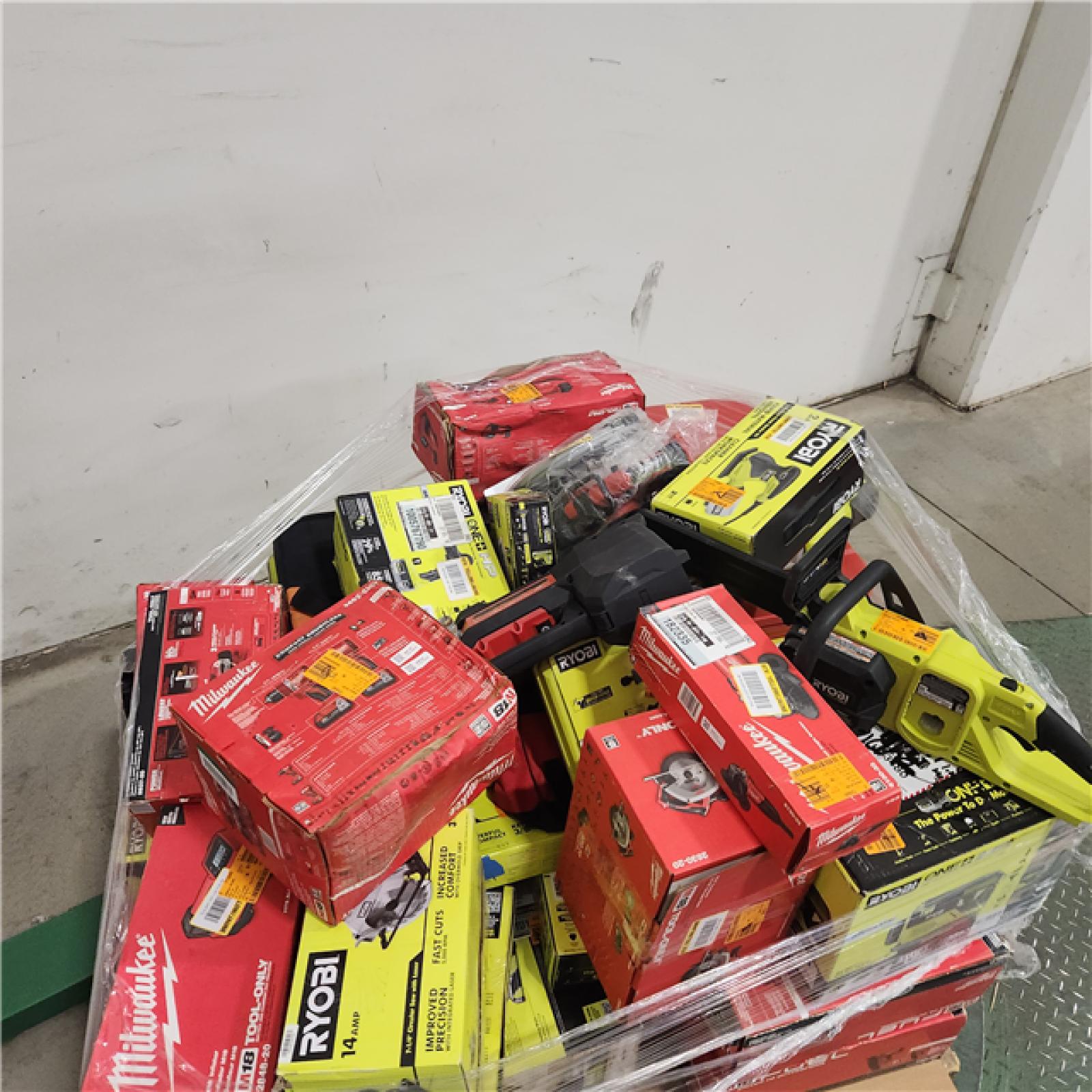 Dallas Location - As-Is Tool Pallet