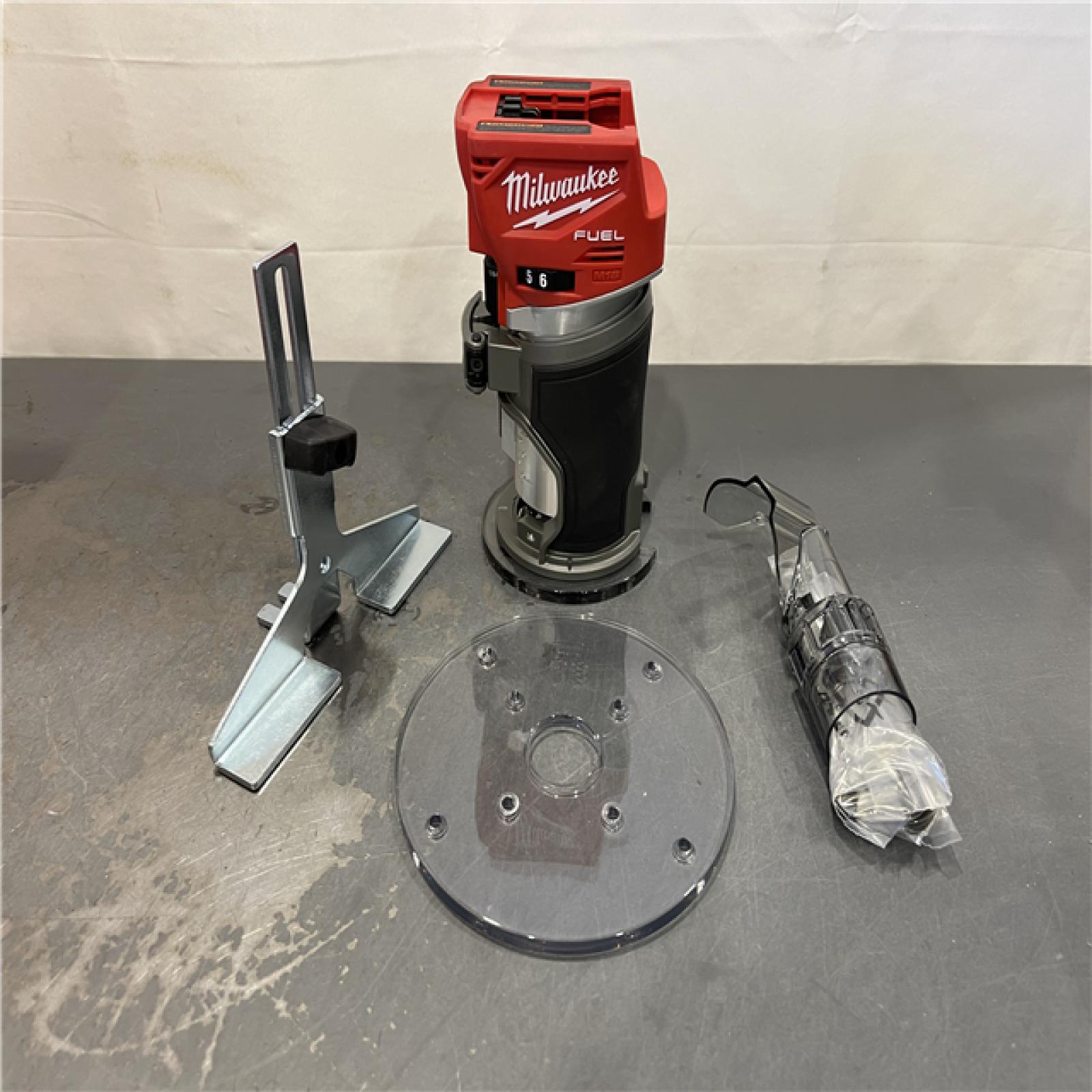 AS-IS - Milwaukee M18 FUEL 18V Lithium-Ion Brushless Cordless Compact Router