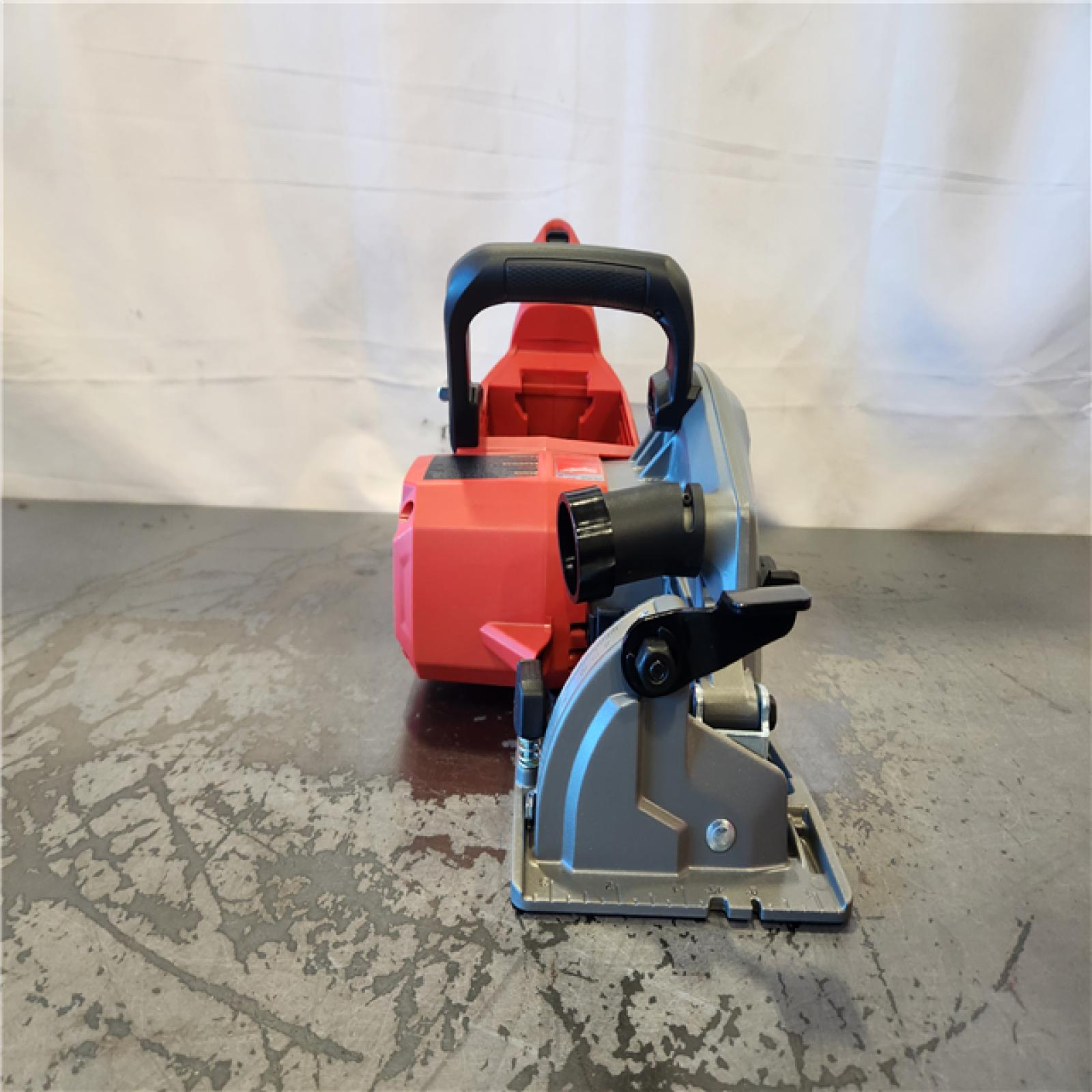 AS-IS- M18 FUEL 18V Lithium-Ion Cordless 7-1/4 in. Rear Handle Circular Saw Kit with FORGE 12.0 Ah Battery and Rapid Charger