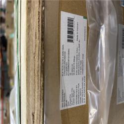 DALLAS LOCATION - TrafficMaster Elk Run 6 MIL x 6 in. W x 36 in. L Waterproof Click Lock Vinyl Plank Flooring (23.95 sq. ft./Case) PALLET-(32 UNITS)