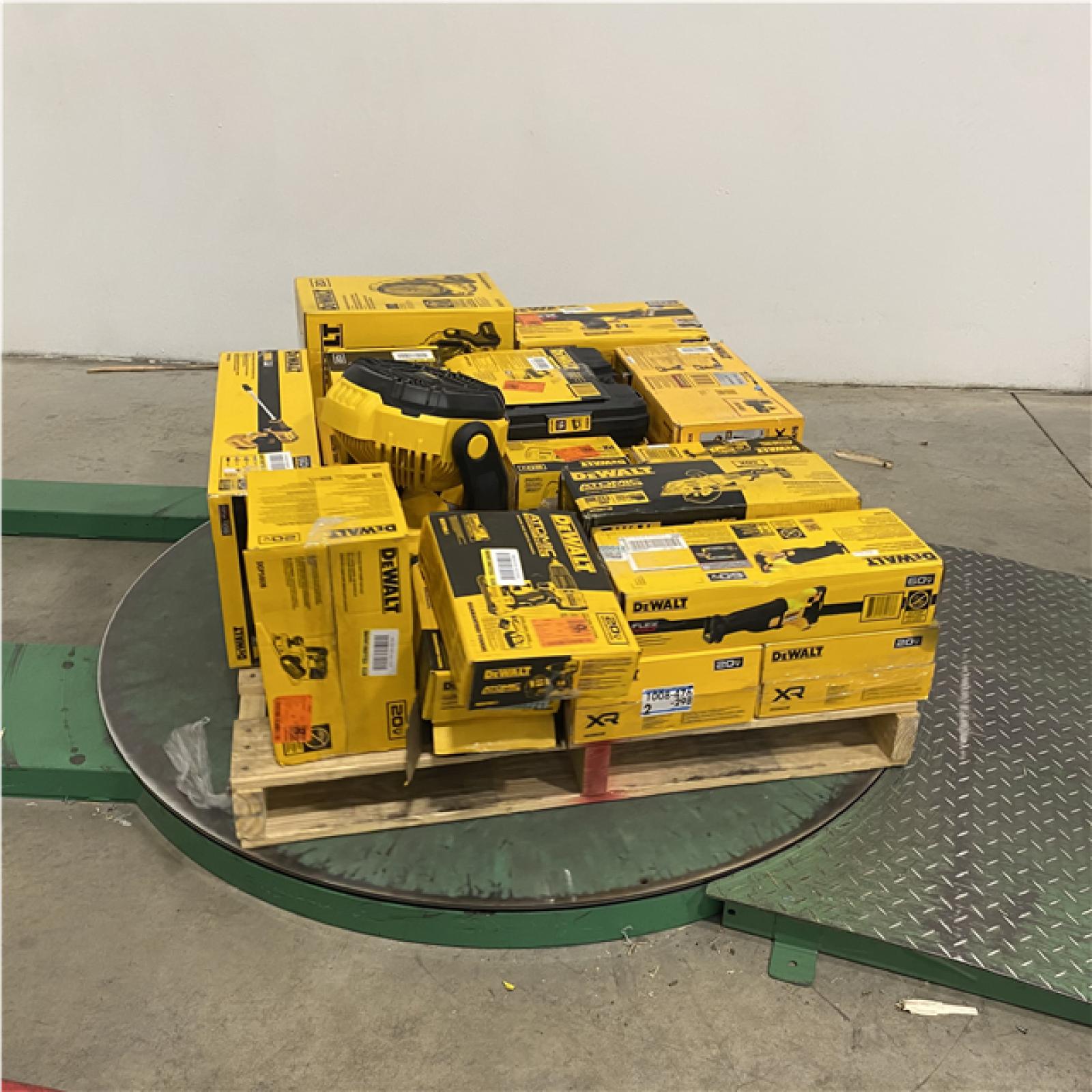 Dallas Location - As-Is Tool Pallet