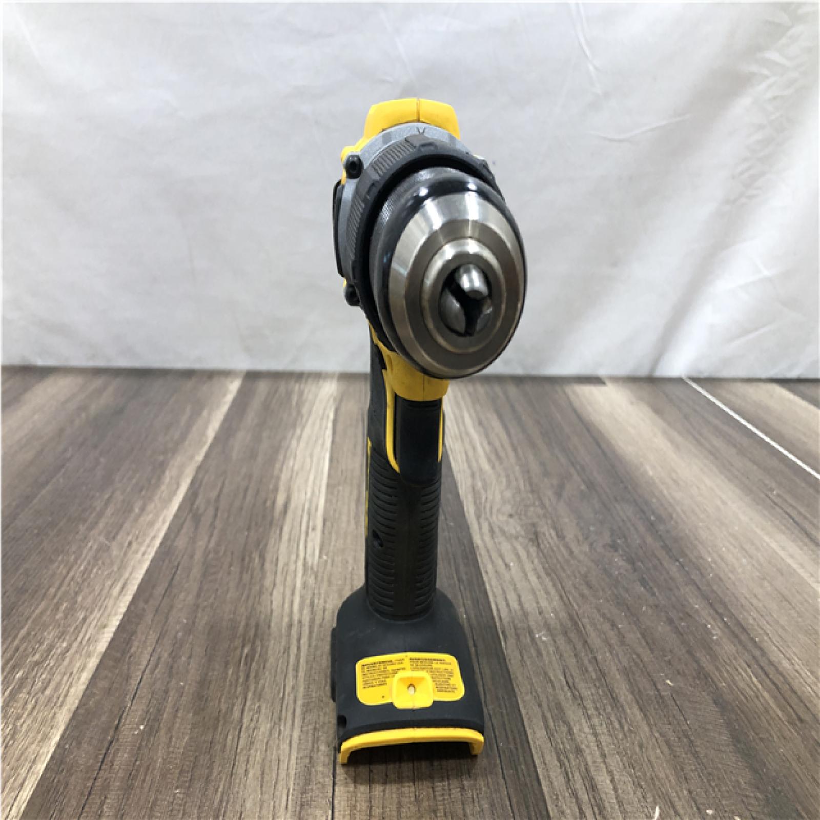 AS-IS DEWALT ATOMIC 20V Lithium-Ion Cordless 1/2 in. Hammer Drill Kit