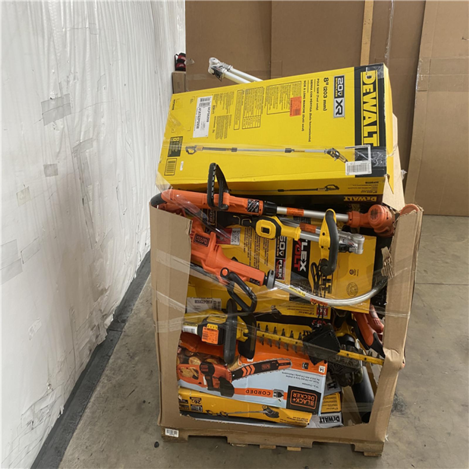 Houston Location AS IS - Tool Pallet