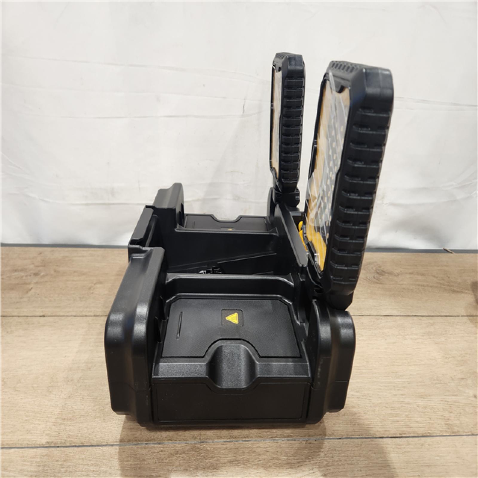 AS-IS- DeWalt ToughSystem 2.0 4000 Lm LED Battery Handheld Work Light