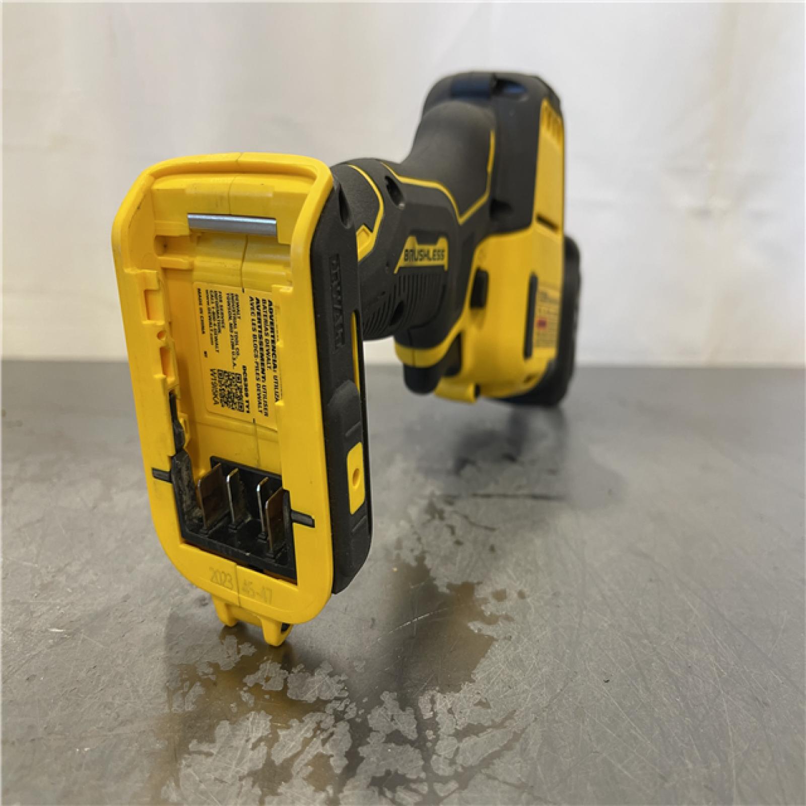 AS-IS - Dewalt ATOMIC 20V MAX Cordless One-Handed Reciprocating Saw