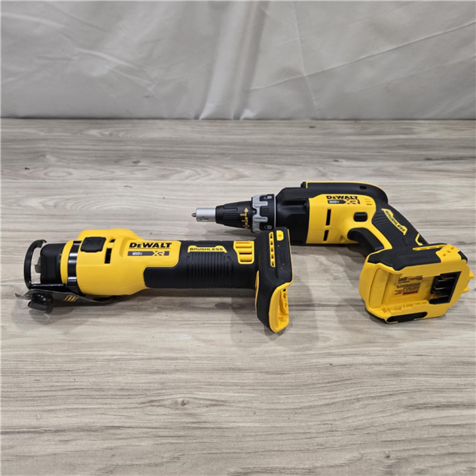 AS-IS DEWALT 20V MAX XR Cordless 2-Tool Combo Kit