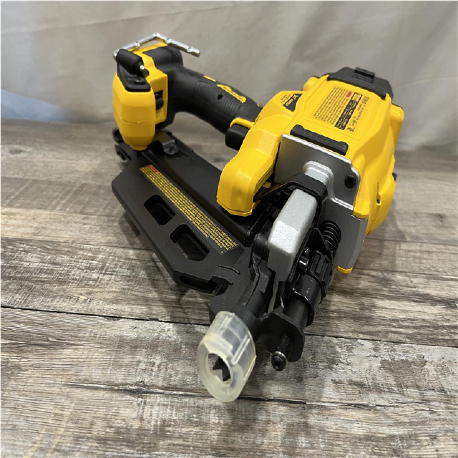 AS-IS DEWALT 20V 30 Degree Cordless Framing Nailer (Tool-Only)