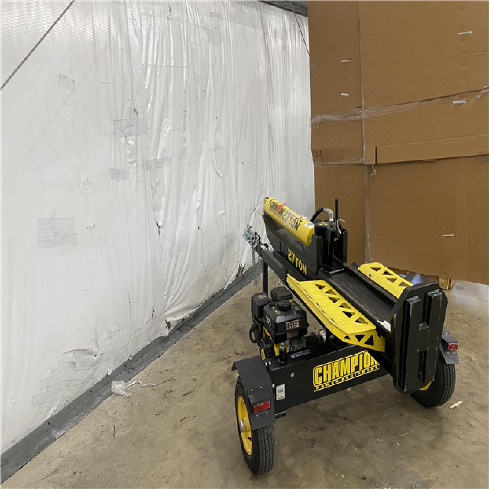Houston Location AS IS - Champion 27 Ton Log Splitter
