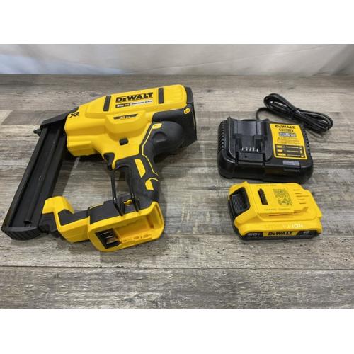 AS-IS DEWALT 20V MAX XR Lithium-Ion Cordless 18-Gauge Narrow Crown Stapler Kit