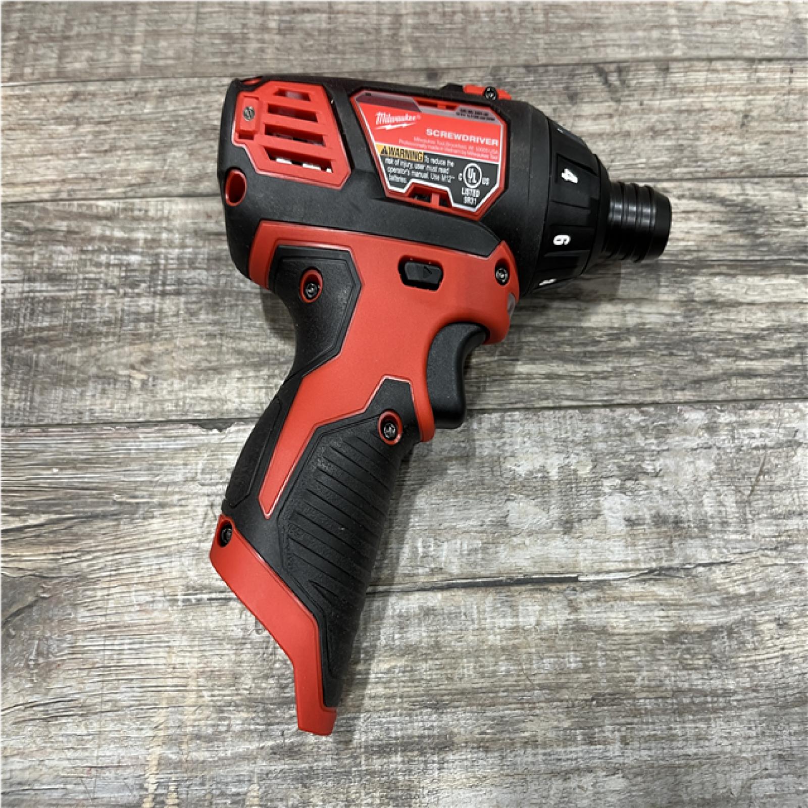 AS-IS Milwaukee 12V Lithium-Ion Cordless 1/4 in. Hex Screwdriver Kit