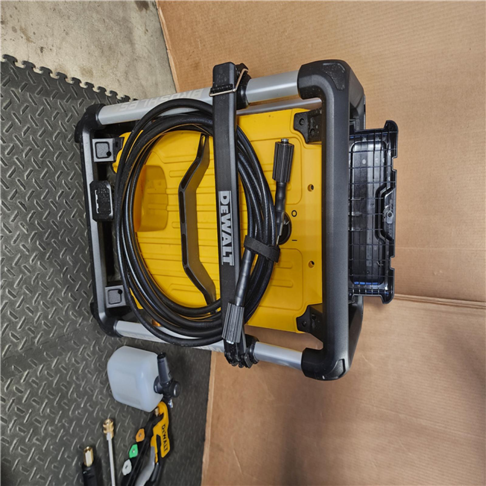 HOUSTON LOCATION - AS-IS DEWALT 3000 PSI 15 Amp Electric Pressure Washer with Internal Equipment Storage
