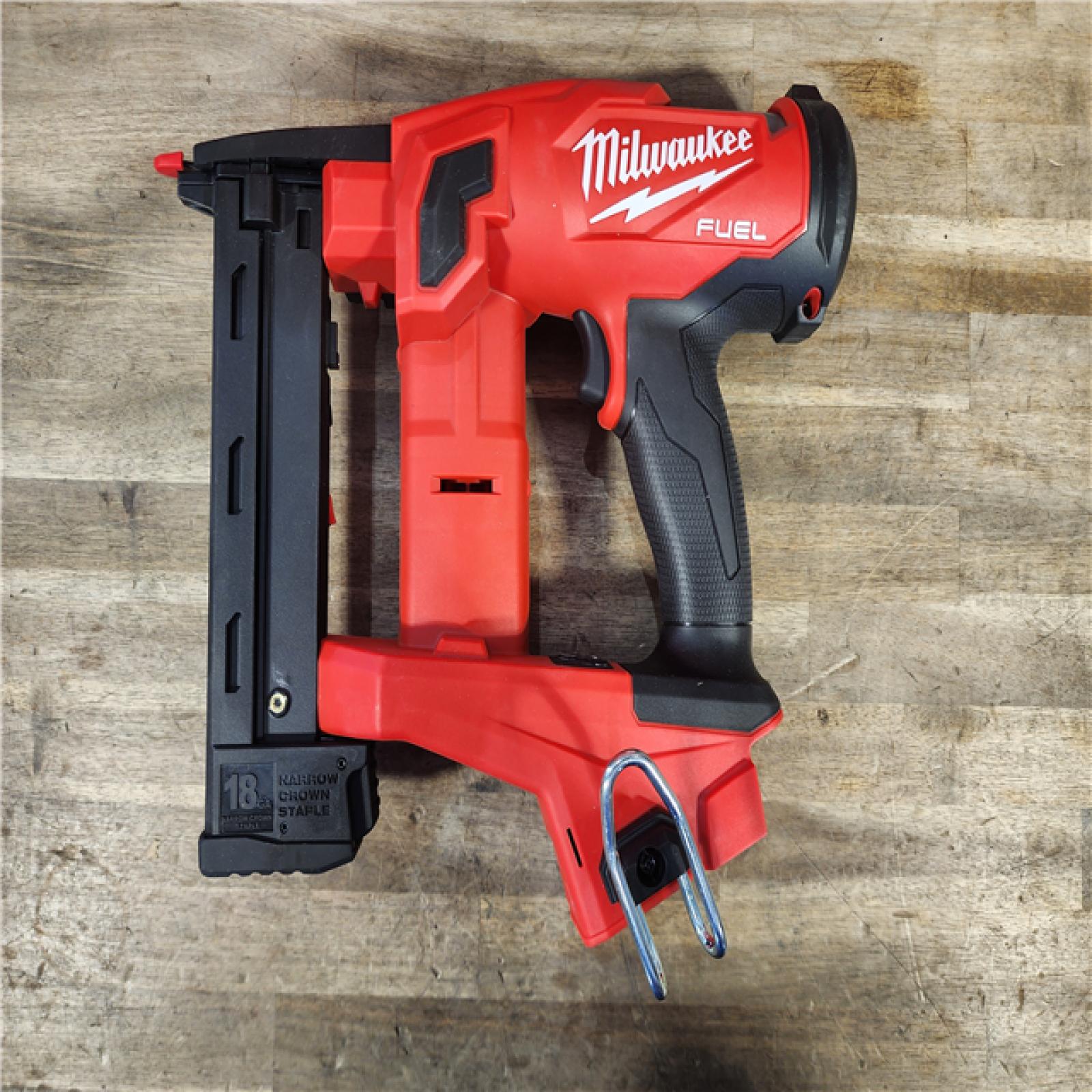 HOUSTON LOCATION - AS-IS MILWAUKEE FUEL 18-Volt Lithium-Ion Brushless Cordless 18-Gauge 1/4 in. Narrow Crown Stapler (Tool-Only)