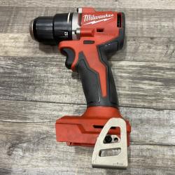 AS-IS Milwaukee 18V Lithium-Ion Brushless Cordless 1/2 in. Compact Drill/Driver Kit
