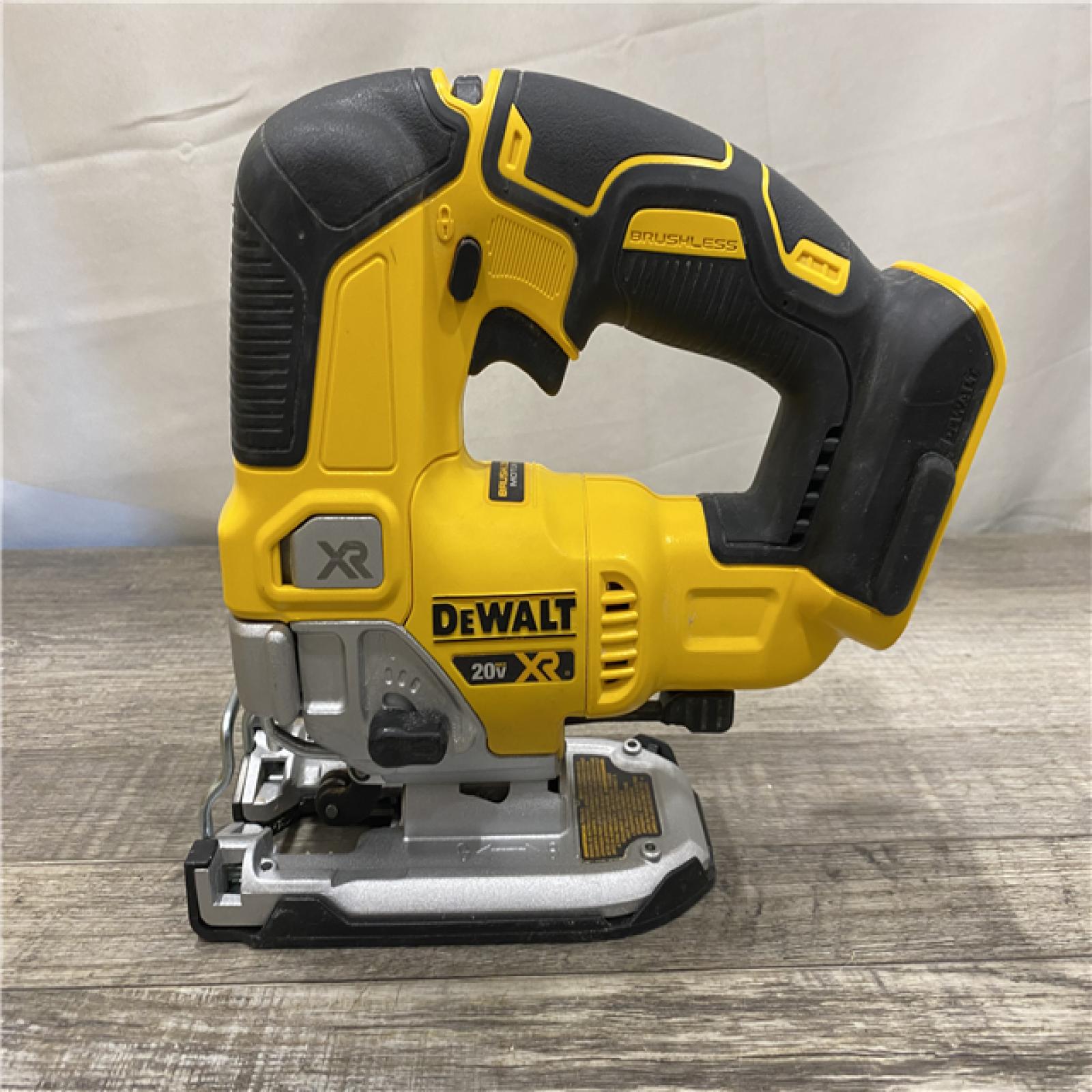 AS-IS DEWALT 20V MAX XR Cordless Brushless Jigsaw (Tool Only)