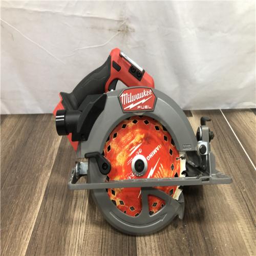 AS-IS Milwaukee FUEL 18V Lithium-Ion Brushless Cordless 7-1/4 in. Circular Saw (Tool-Only)