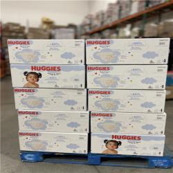 DALLAS LOCATION - Huggies Size 4 Diapers  Snug & Dry Baby PALLET-(30 CASES)
