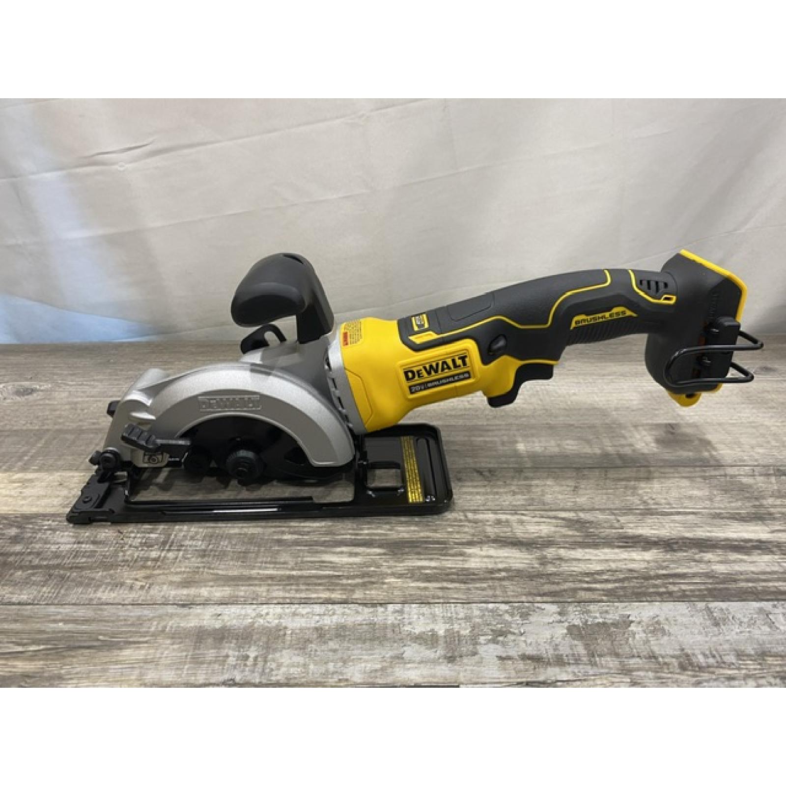 AS-IS DEWALT ATOMIC 20V MAX Cordless Brushless 4-1/2 in. Circular Saw (Tool Only)