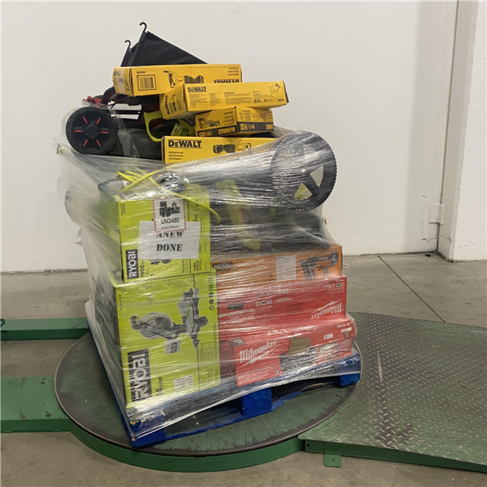 Dallas Location - As-Is Tool Pallet