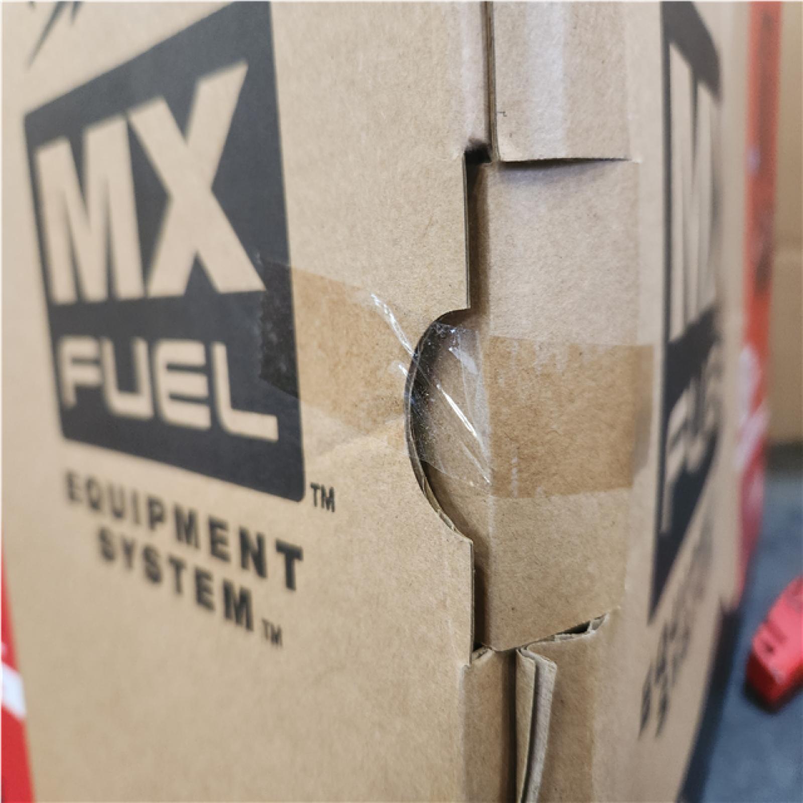 Phoenix SEALED Milwaukee MX FUEL Lithium-Ion REDLITHIUM FORGE HD12.0 Battery Pack with MX FUEL Super Charger Expansion Kit