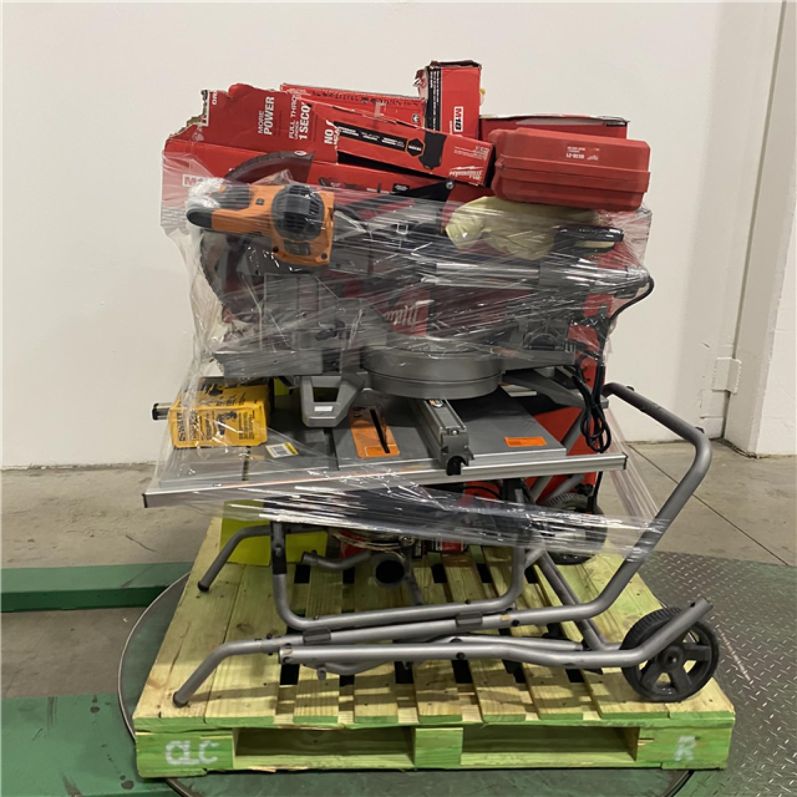 Dallas Location - As-Is Tool Pallet