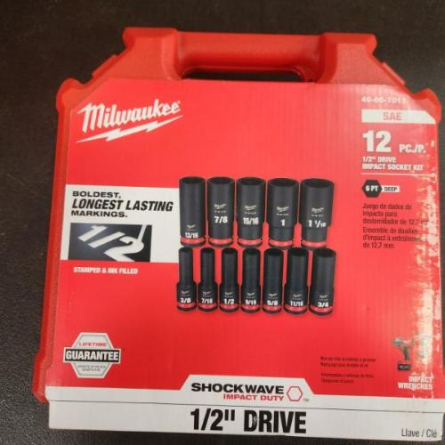 Phoenix NEW Milwaukee SHOCKWAVE 1/2 in. Drive SAE Deep Well Impact Socket Set (12-Piece)