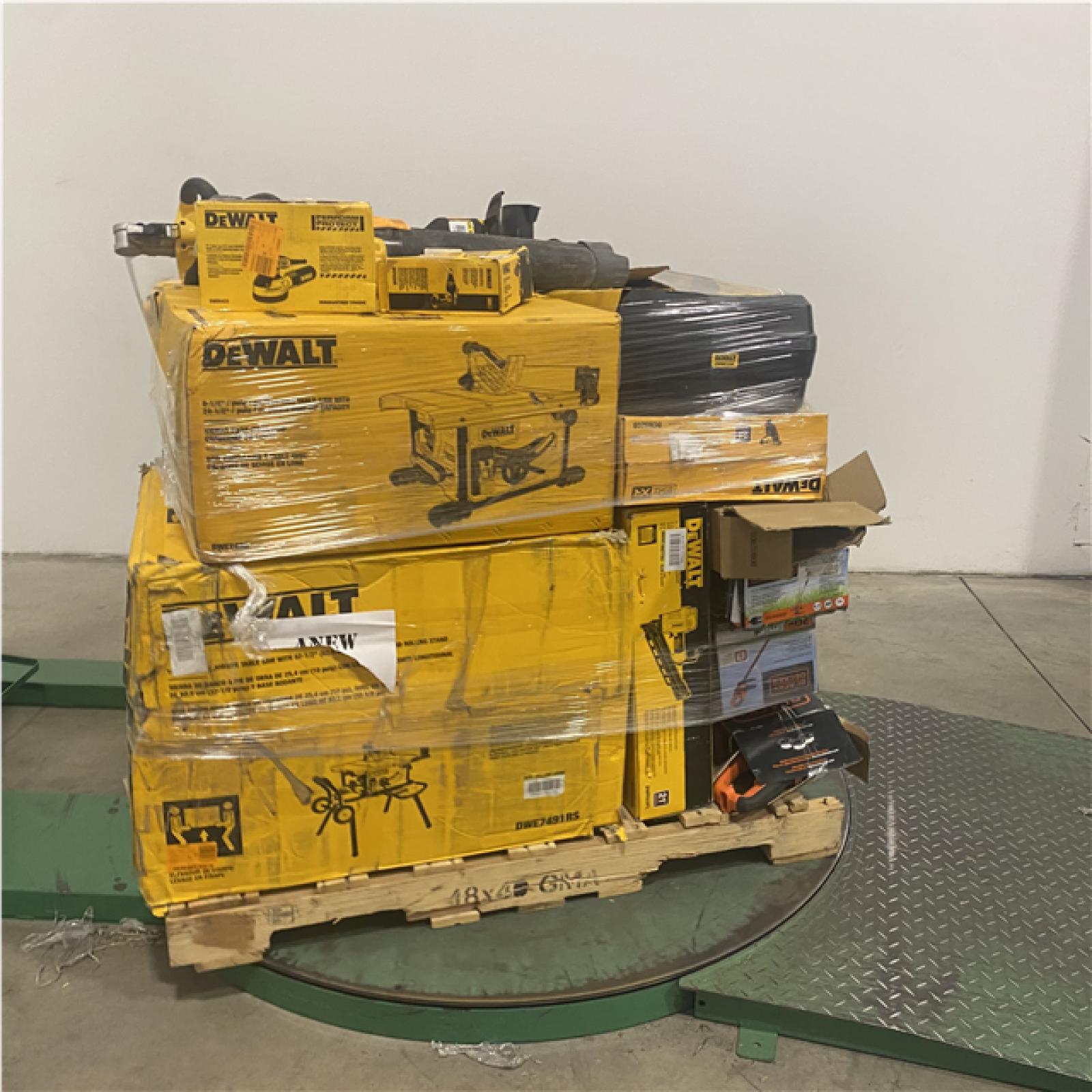 Dallas Location - As-Is Tool Pallet