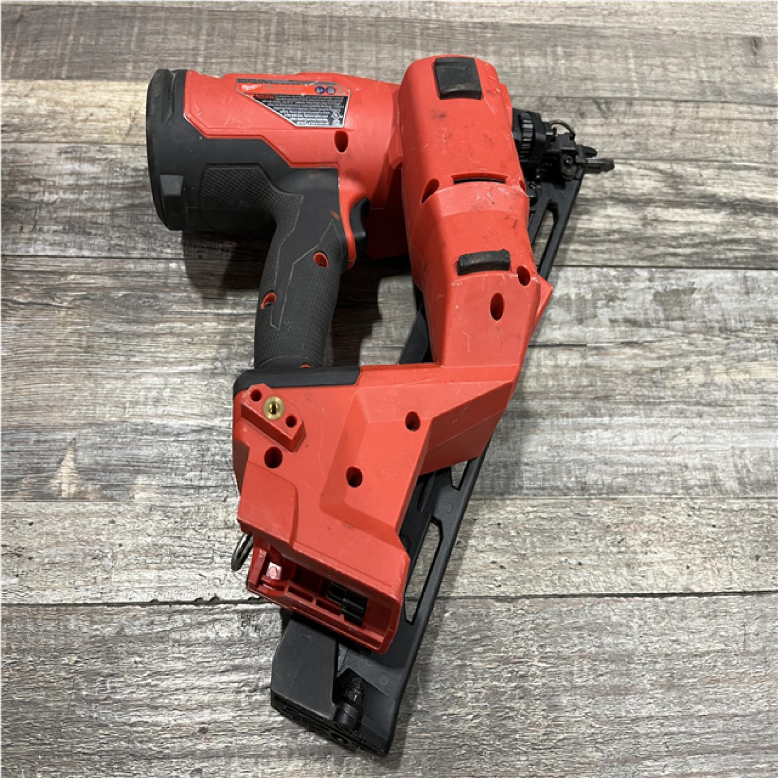 AS-IS Milwaukee FUEL 18V Lithium-Ion Brushless Cordless Gen II 15-Gauge Angled Nailer (Tool-Only)