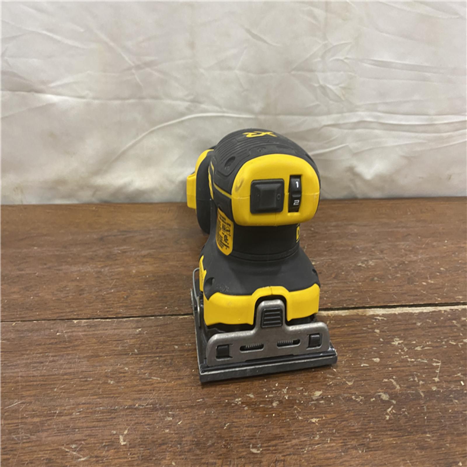 AS-IS DEWALT 20V MAX XR Brushless Cordless 1/4 Sheet Variable Speed Sander (Tool Only)