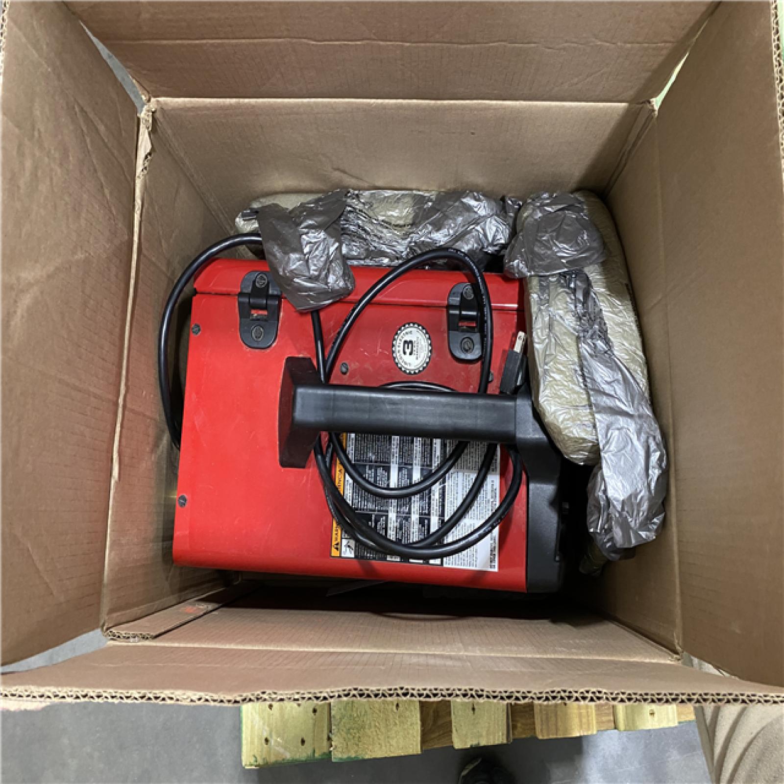Dallas Location - As-Is Lincoln Electric Weld-Pak 140 Amp MIG Welder(Lot Of 2)