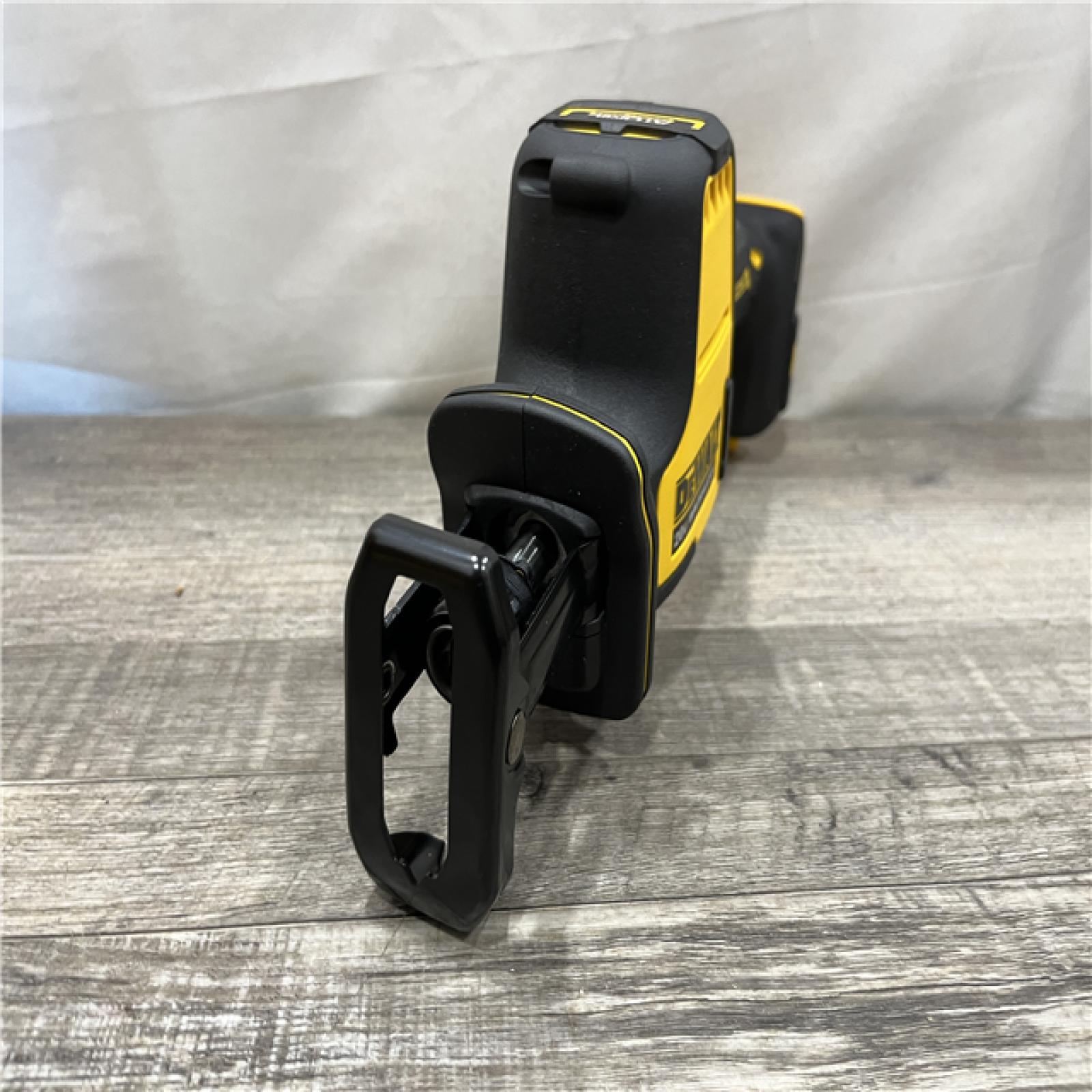 AS-IS DEWALT ATOMIC 20V MAX Cordless Brushless Compact Reciprocating Saw (Tool Only)
