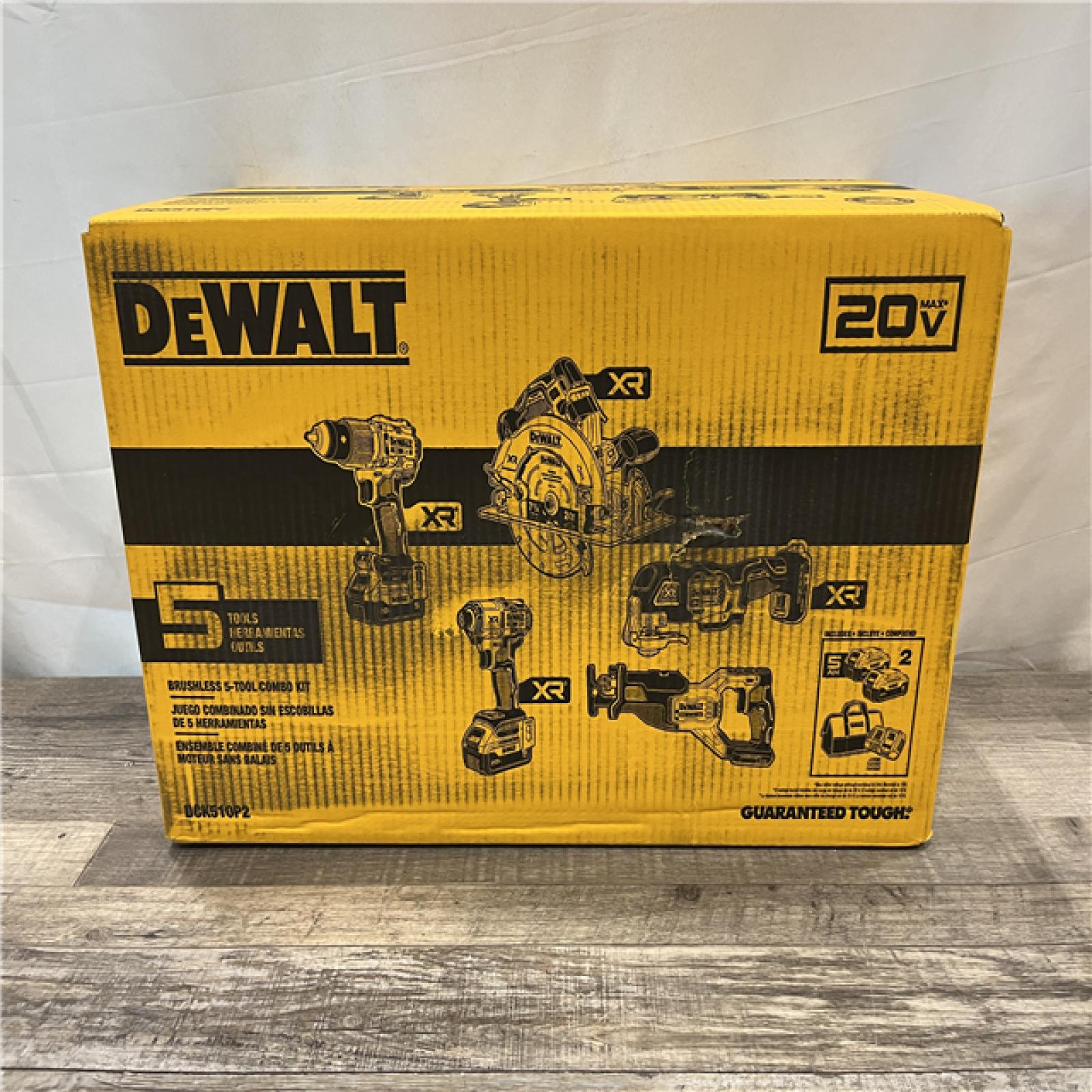 NEW - DEWALT 20V Lithium-Ion Cordless 5-Tool Combo Kit