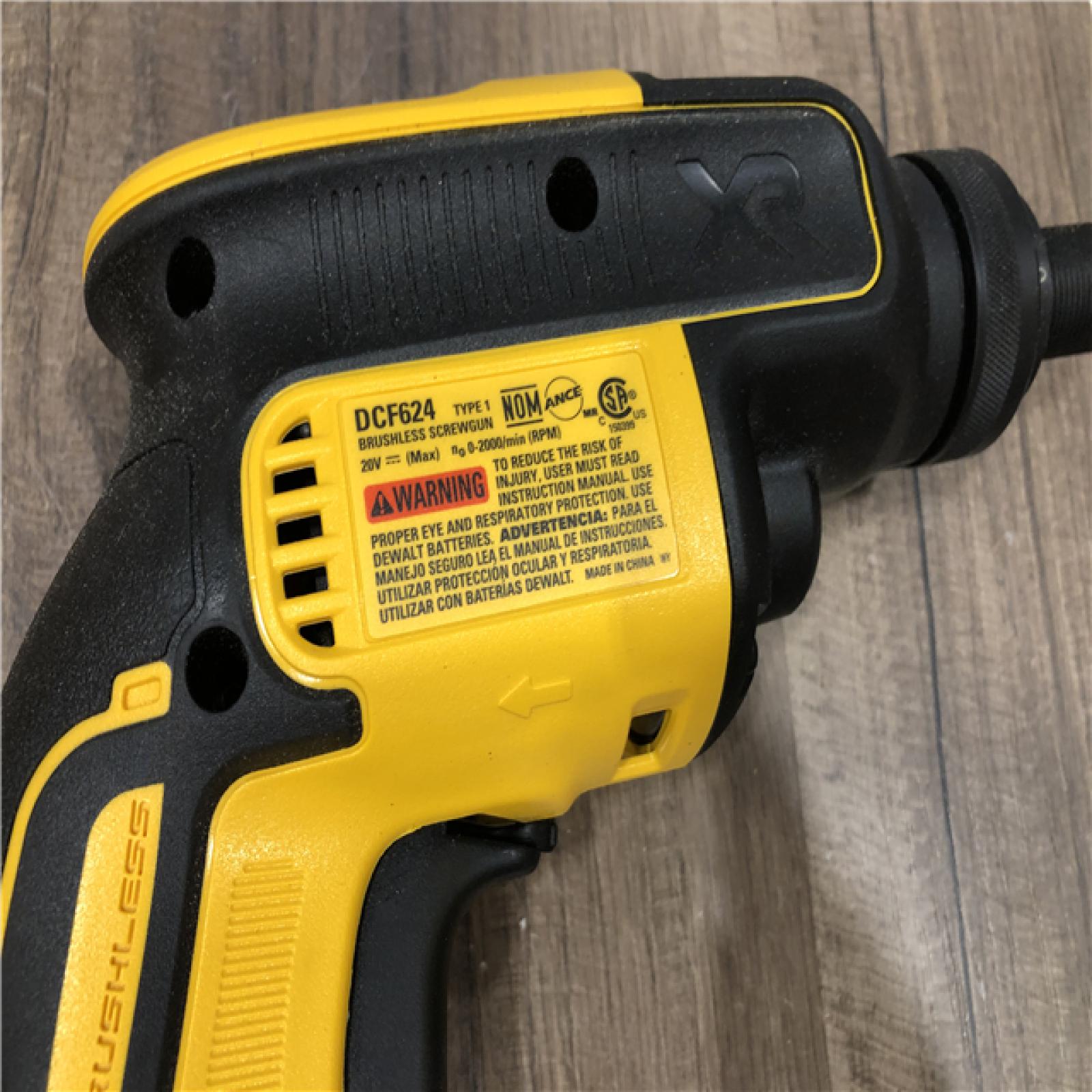 AS-IS DEWALT 20V MAX XR Cordless Brushless Drywall Screw Gun Threaded Clutch Housing (Tool Only)