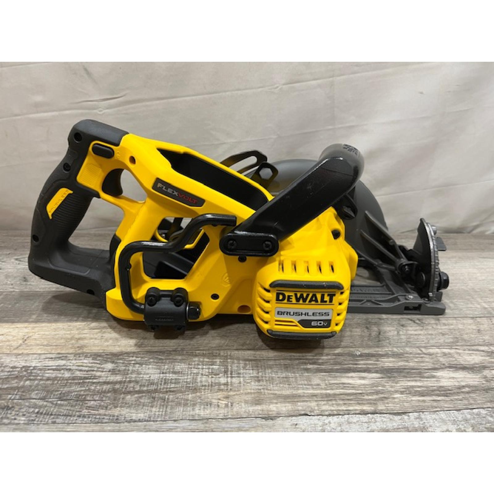 AS-IS DEWALT FLEXVOLT 60V MAX Cordless Brushless 7-1/4 in. Wormdrive Style Circular Saw (Tool Only)