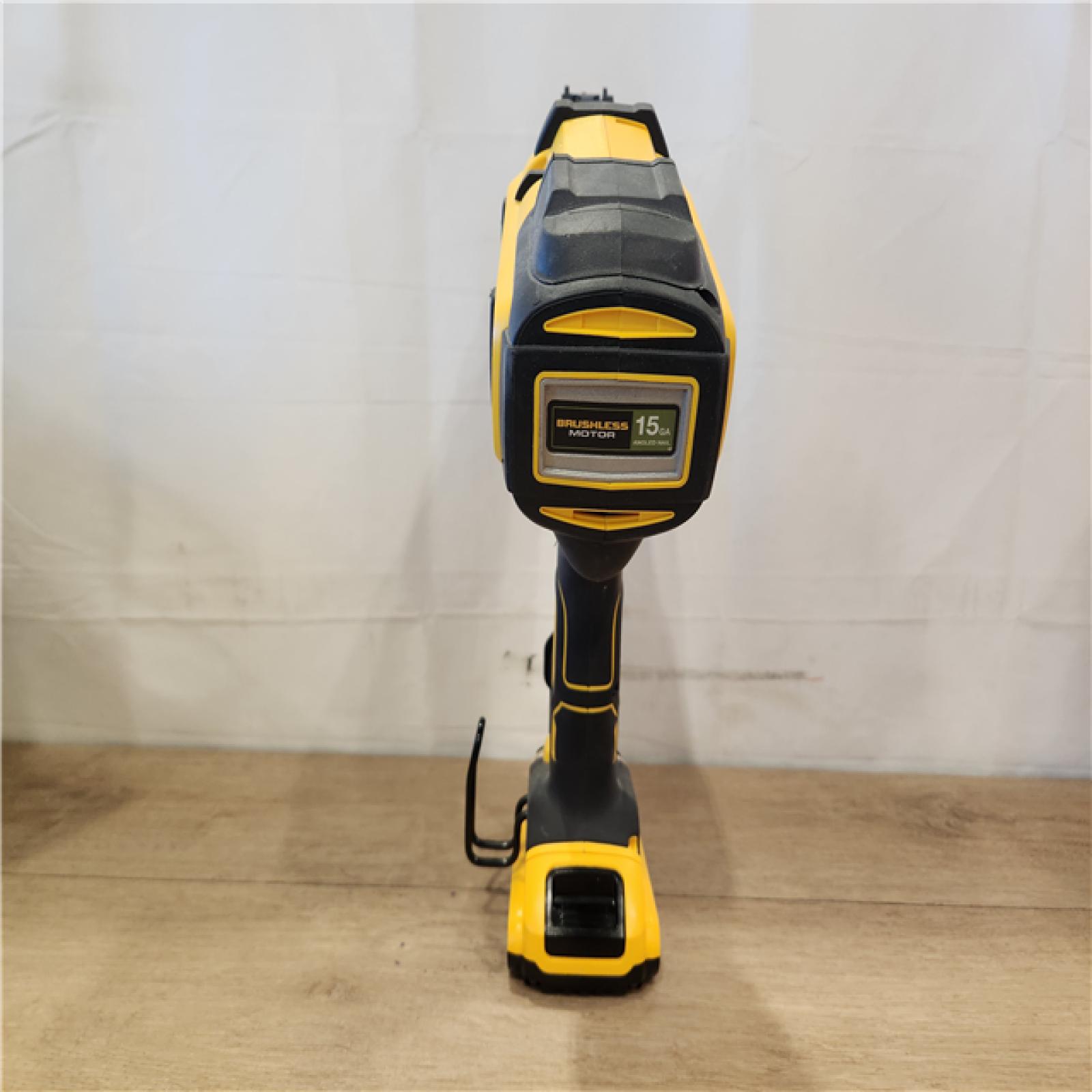 AS-IS- DEWALT 20V MAX XR 15 Ga. Cordless 34 Deg Nailer 20 V