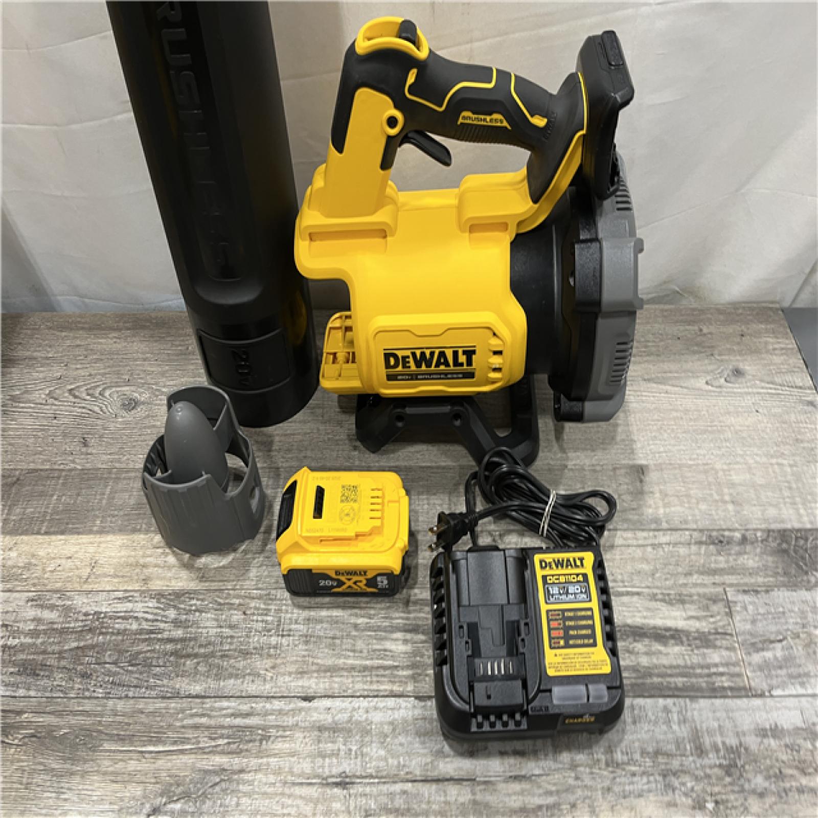 AS-IS DEWALT 20V MAX* XR Brushless Cordless Handheld Blower Kit