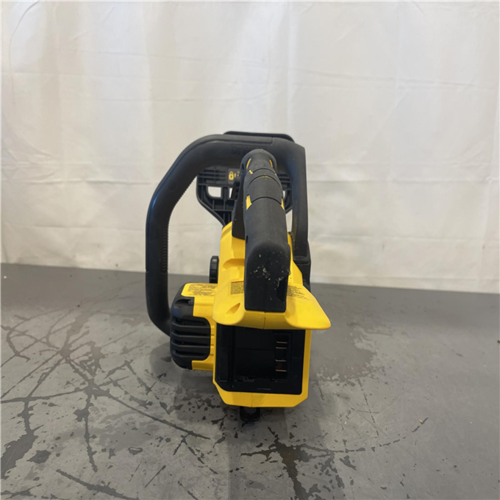 AS-IS- DeWalt 20V MAX Compact 12 Brushless Cordless Chainsaw Kit