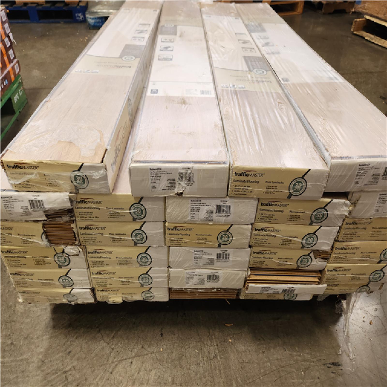 Phoenix NEW TrafficMaster Rockwood Oak 7 mm T x 7.64 in. W Laminate Wood Flooring (700 sqft/29 case)